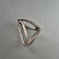 Moderner Silberring mit geometrischem Design – Avantgardistischer Stil
