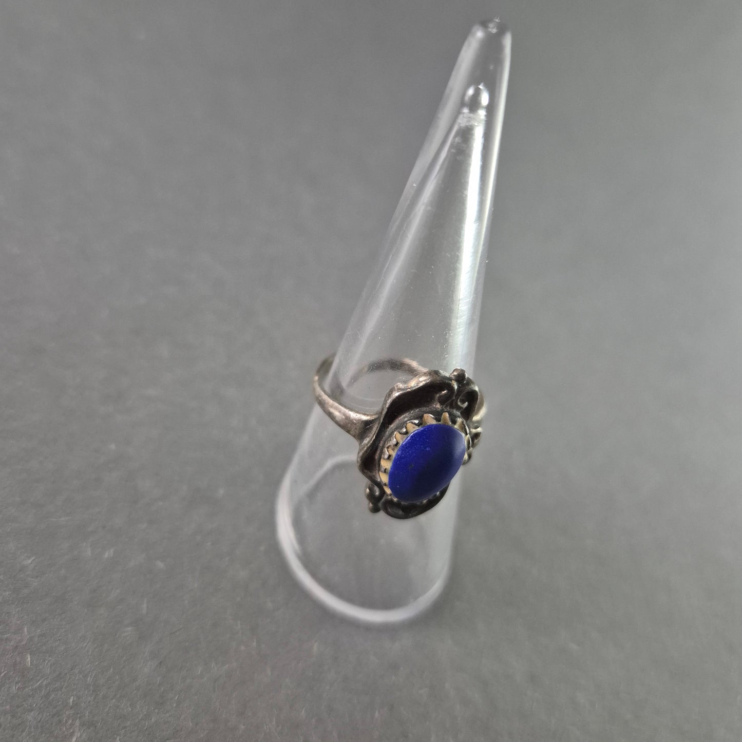 Antiker Silberring mit blauem Stein – Eleganz im Vintage-Stil