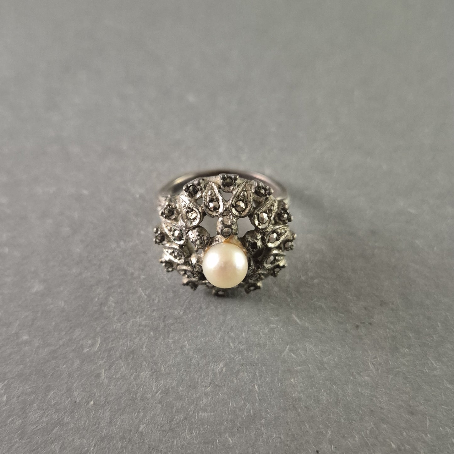 Antiker Silberring mit Perle & Markasiten – Elegantes Jugendstil-Design
