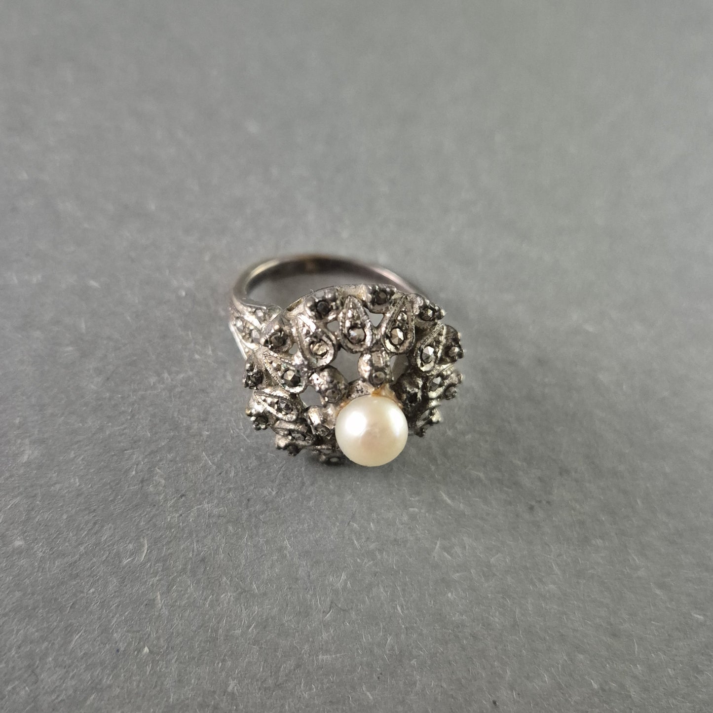 Antiker Silberring mit Perle & Markasiten – Elegantes Jugendstil-Design