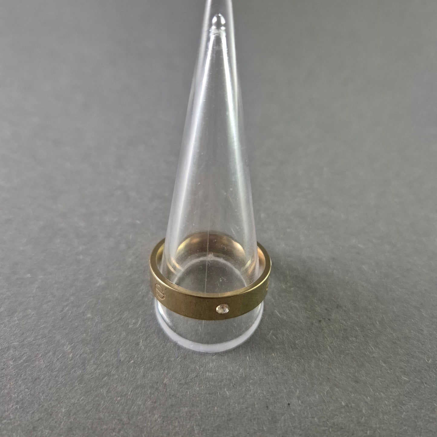 Eleganter Goldring – Klassisches, zeitloses Design