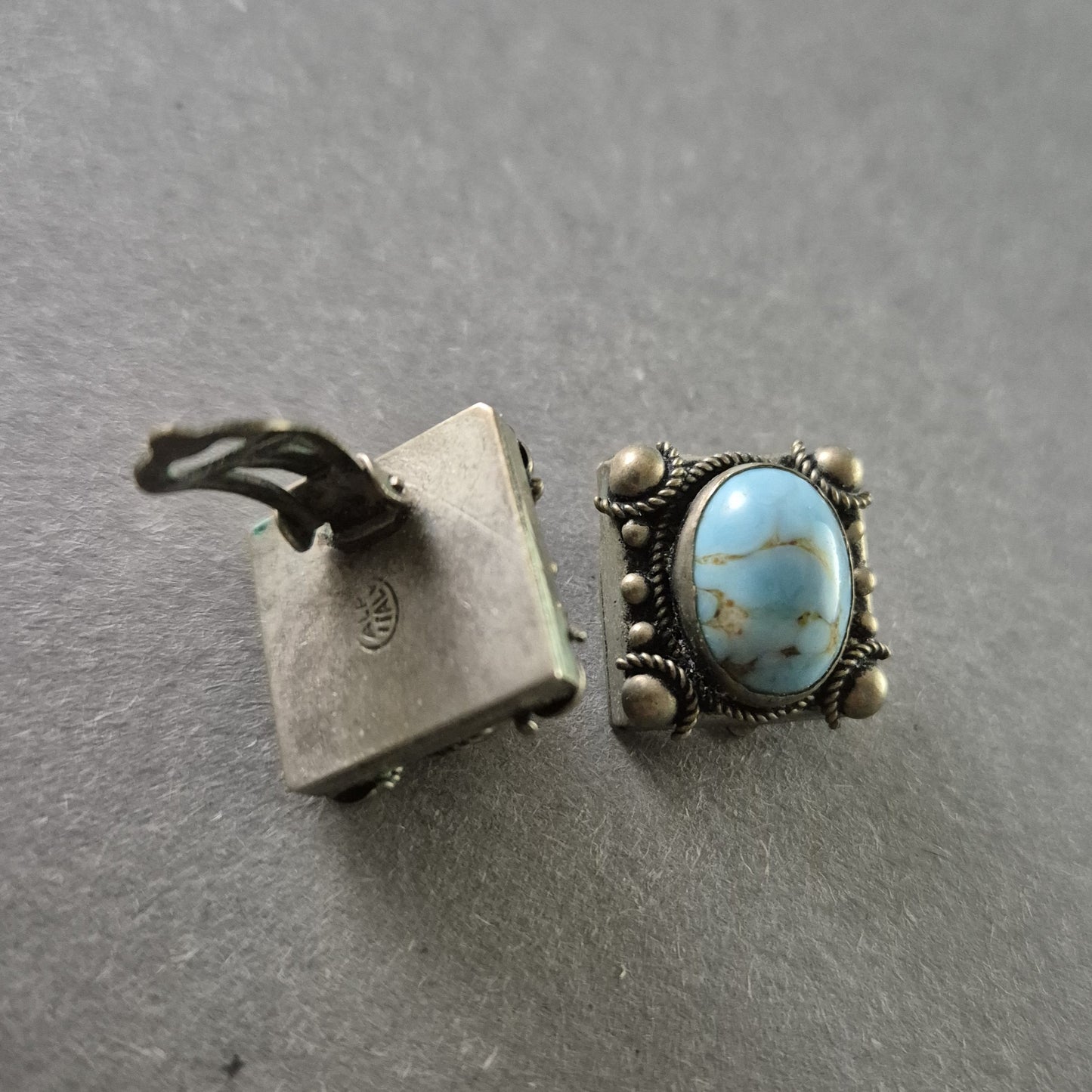 Antike Silber-Ohrclips mit Türkis – Exklusive Handwerkskunst