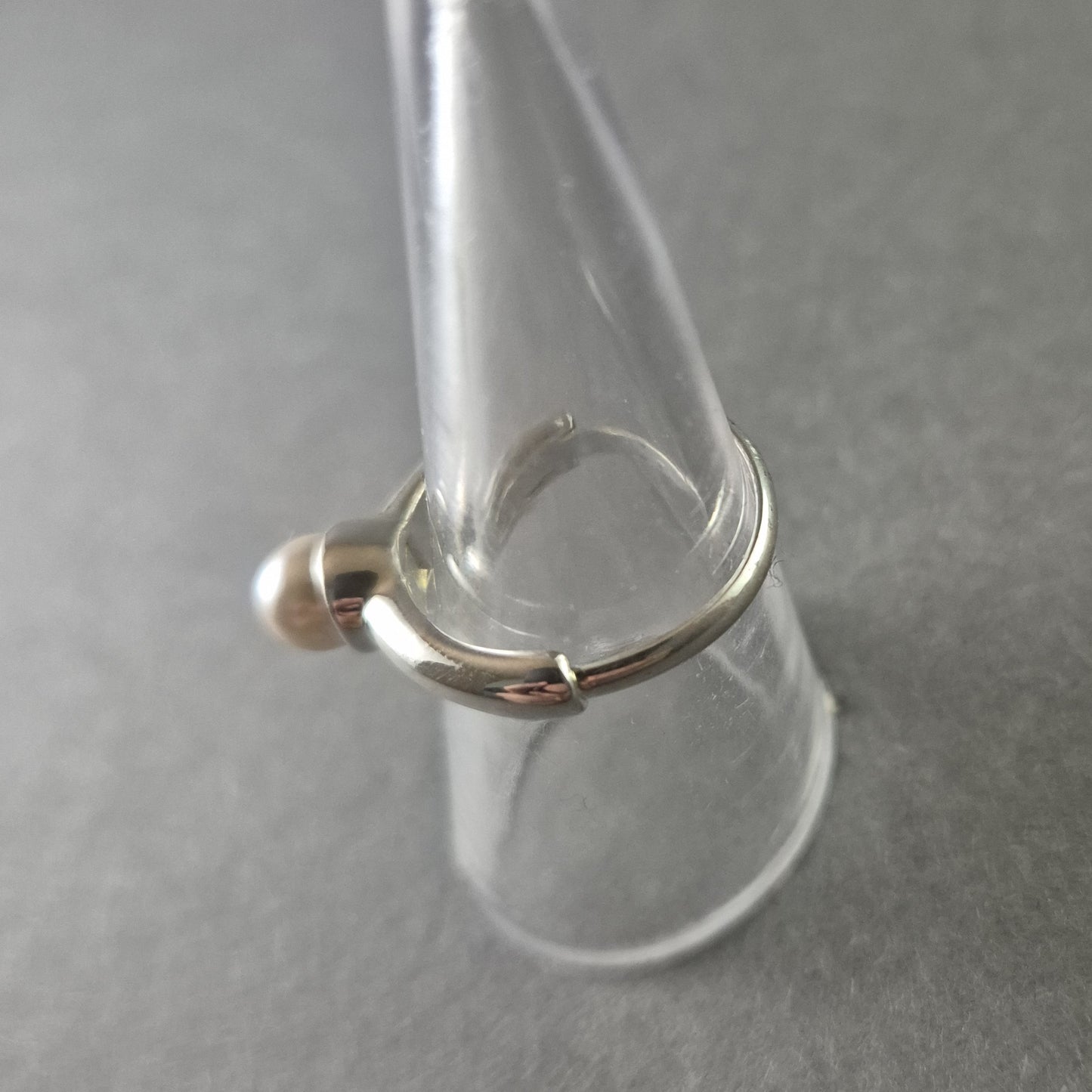 Eleganter 925 Silberring mit echter Perle – Klassische Schönheit