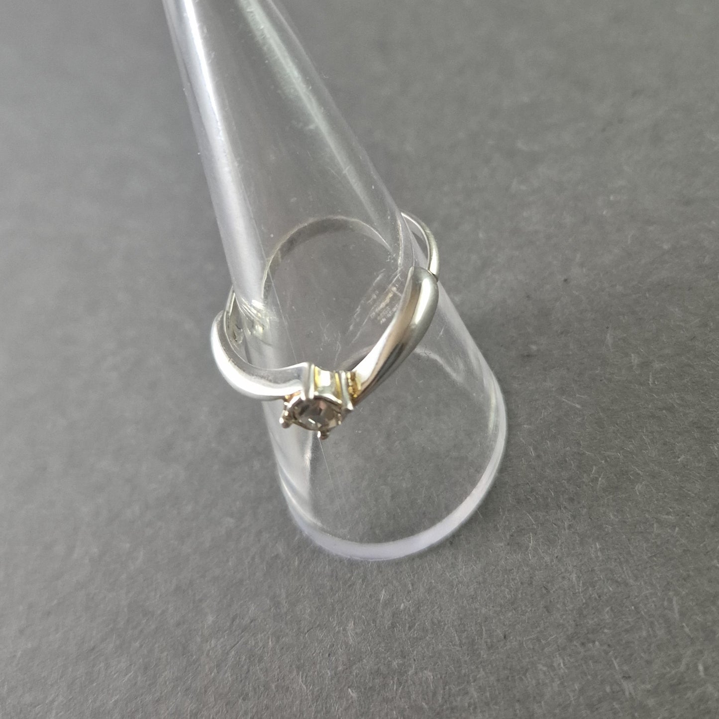 Eleganter 925 Silberring mit funkelndem Zirkonia – Zeitlose Schönheit