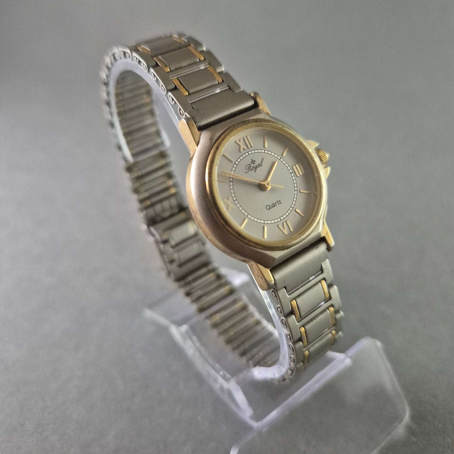 Elegante Royal Damenarmbanduhr – Klassisches Design mit römischen Ziffern