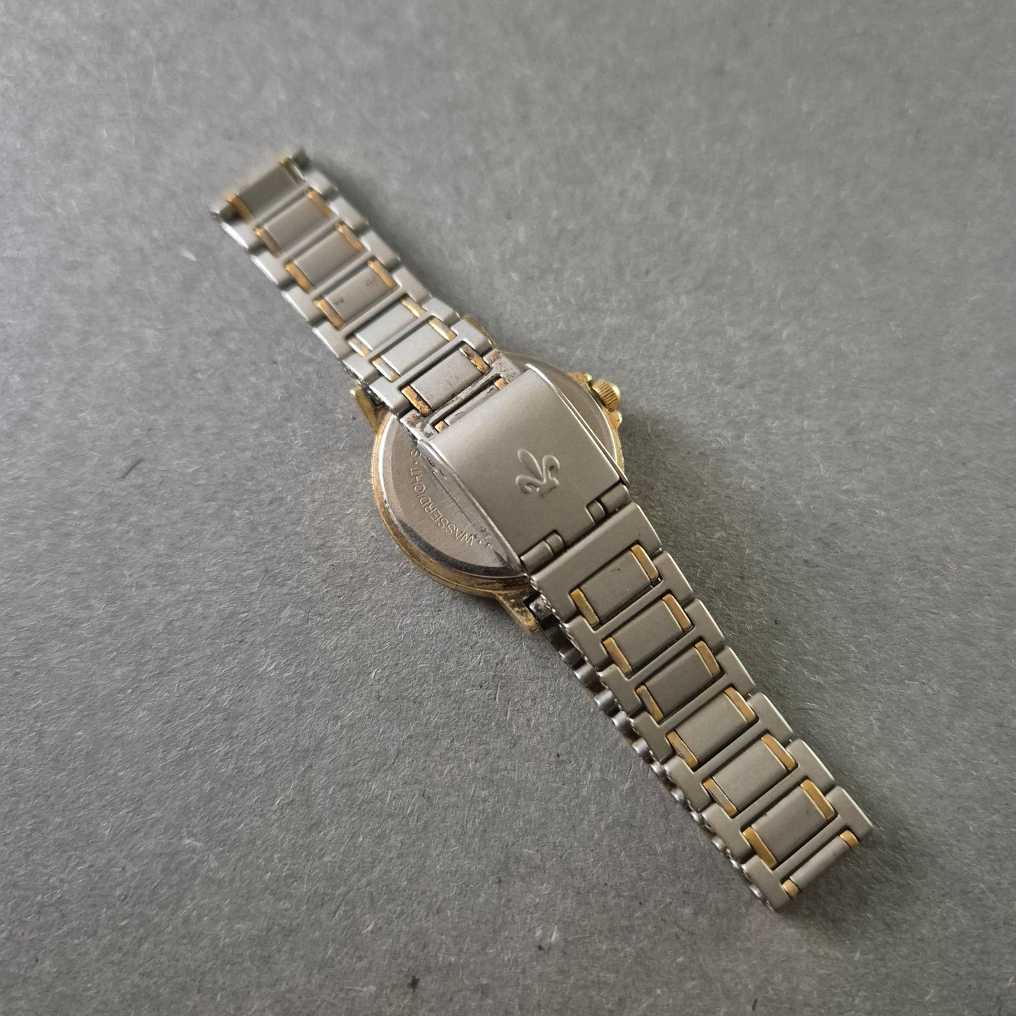 Elegante Royal Damenarmbanduhr – Klassisches Design mit römischen Ziffern