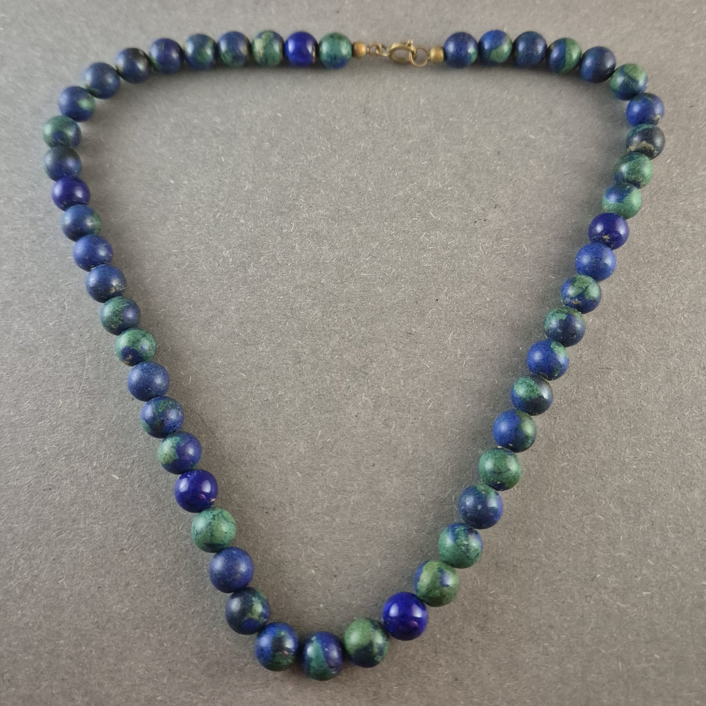 Vintage Azurit-Malachit-Halskette – Elegantes Farbenspiel