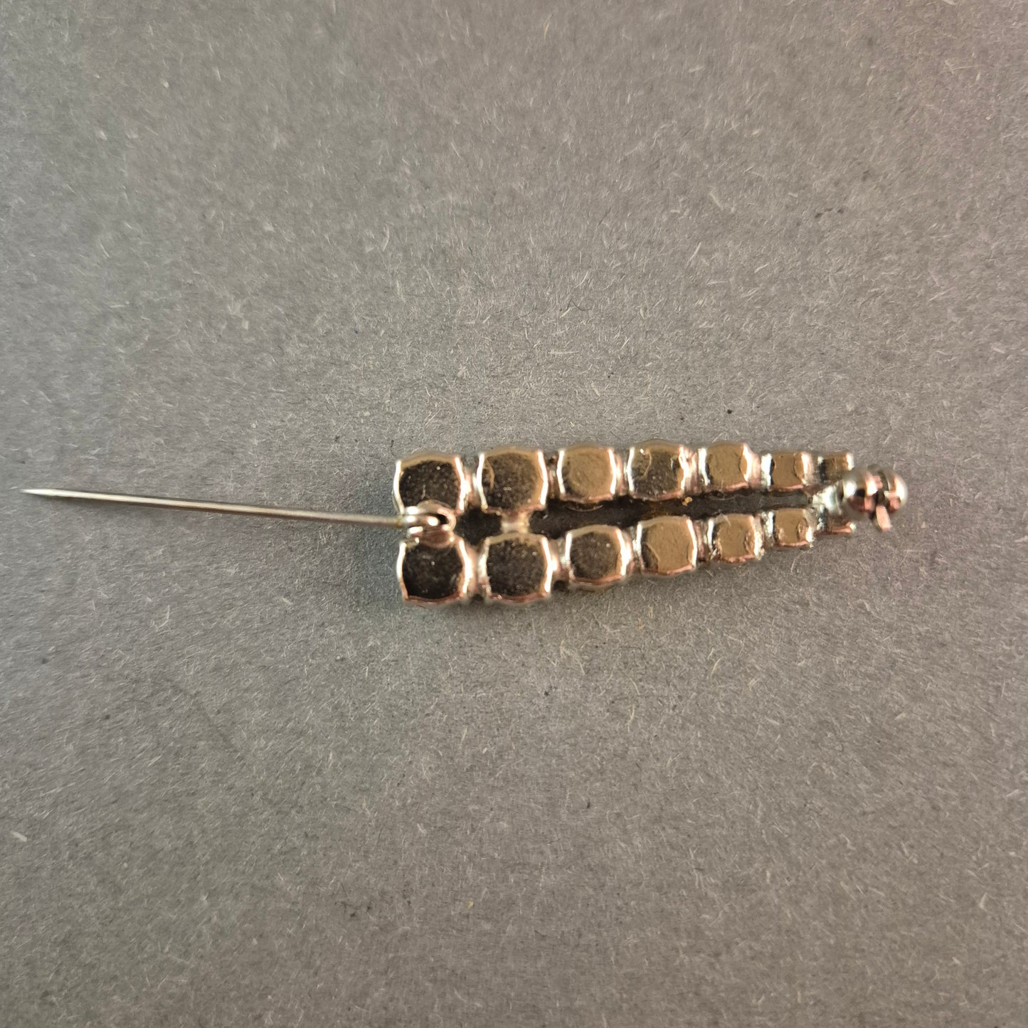 Glanzvolle Vintage-Strass-Brosche – Funkelnder Hingucker