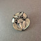 Vintage-Eulen-Brosche mit Perlmutt-Intarsien