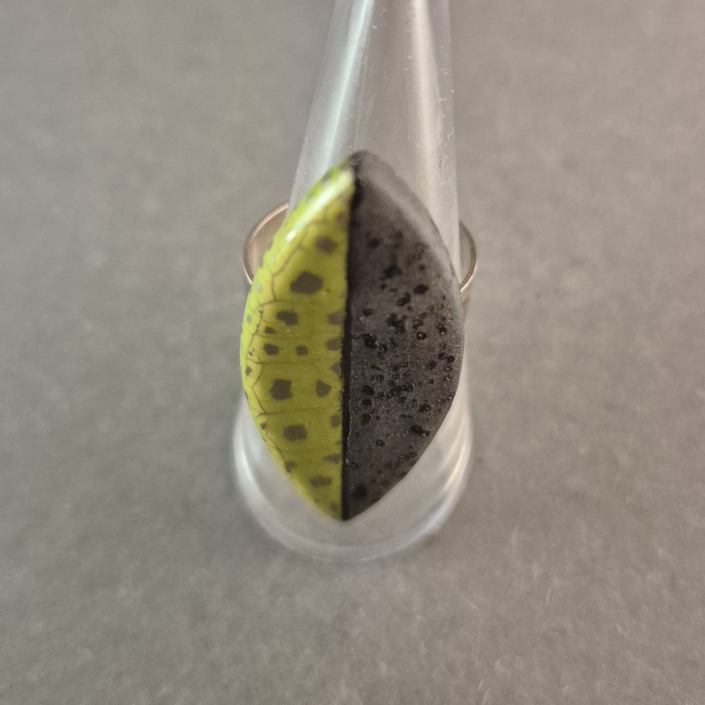 925 Silberring mit handgefertigtem Design Kunstvolles Statement-Piece