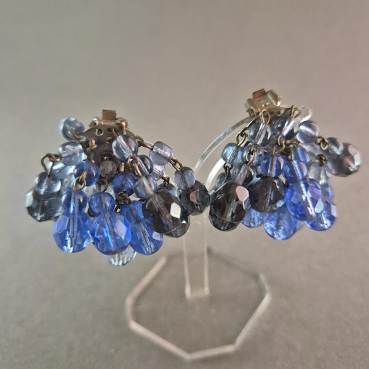 Vintage Clip-Ohrringe aus Westdeutschland – Funkelndes Blau mit Glasperlen