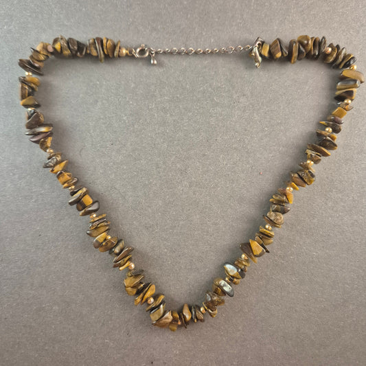 Tigeraugen-Stein Kette – Naturstein-Schmuck mit einzigartiger Maserung