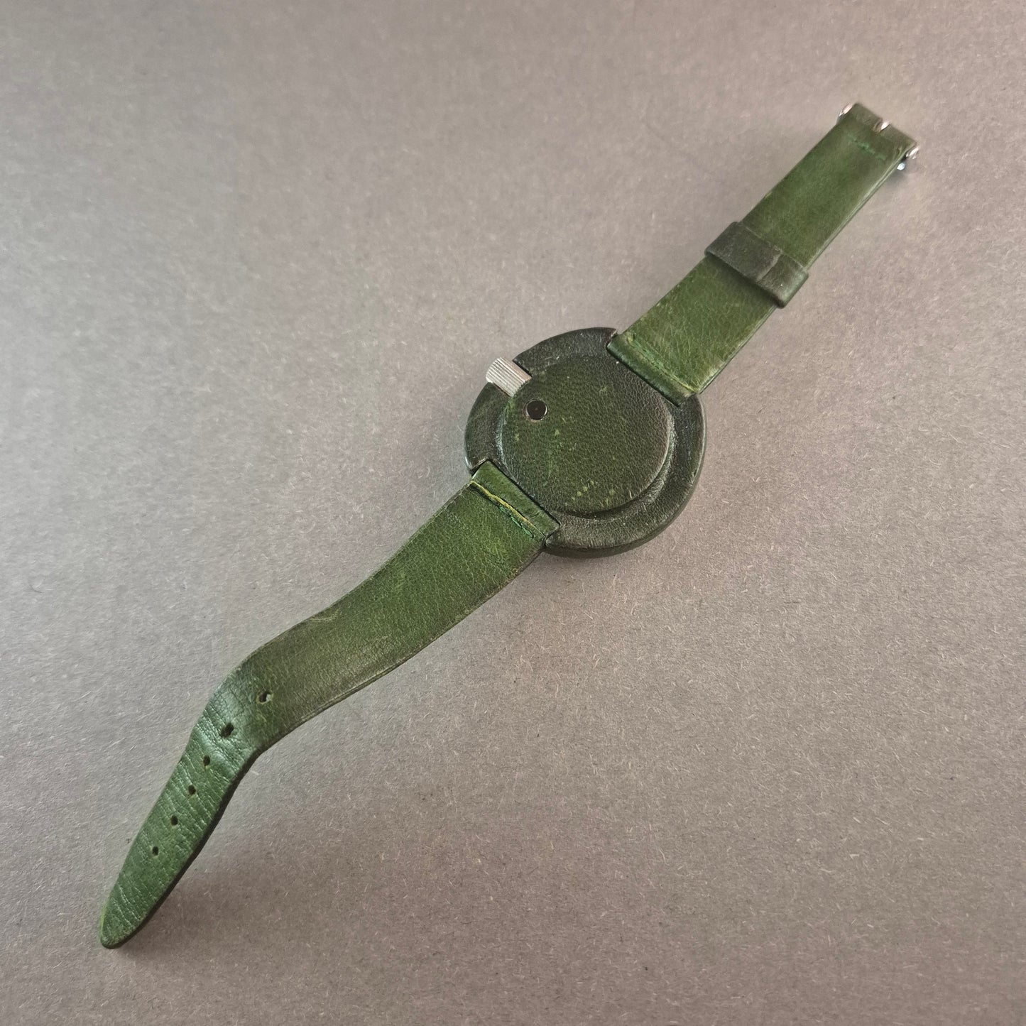 Außergewöhnliche Chelsea Damenarmbanduhr – Grünes Design mit Lederbezug