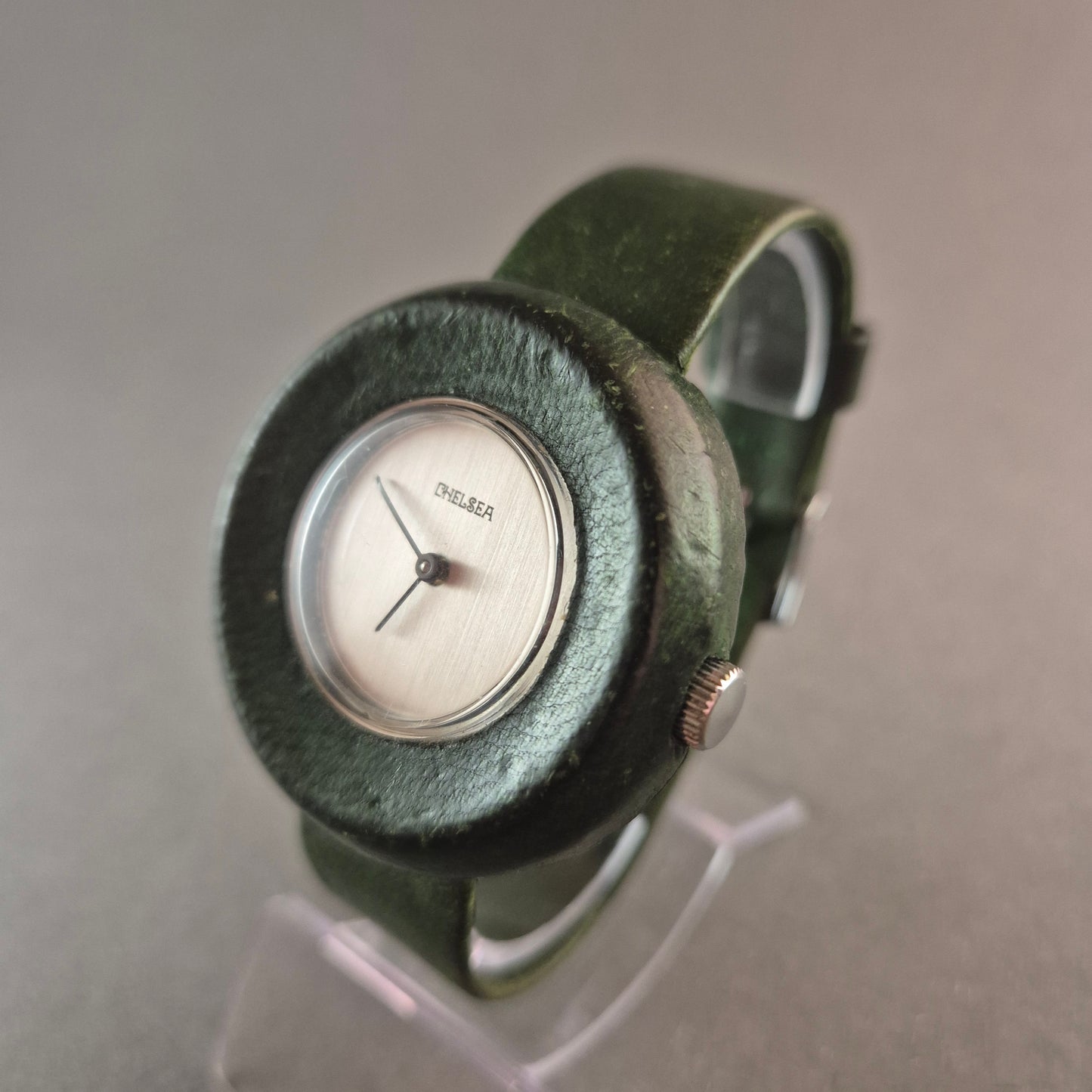 Außergewöhnliche Chelsea Damenarmbanduhr – Grünes Design mit Lederbezug