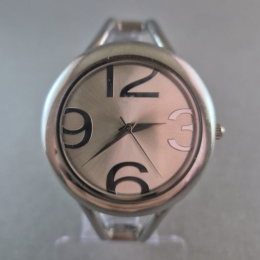 Stilvolle Bijou Brigitte Damenarmbanduhr – Offenes Bangle-Design in Silber