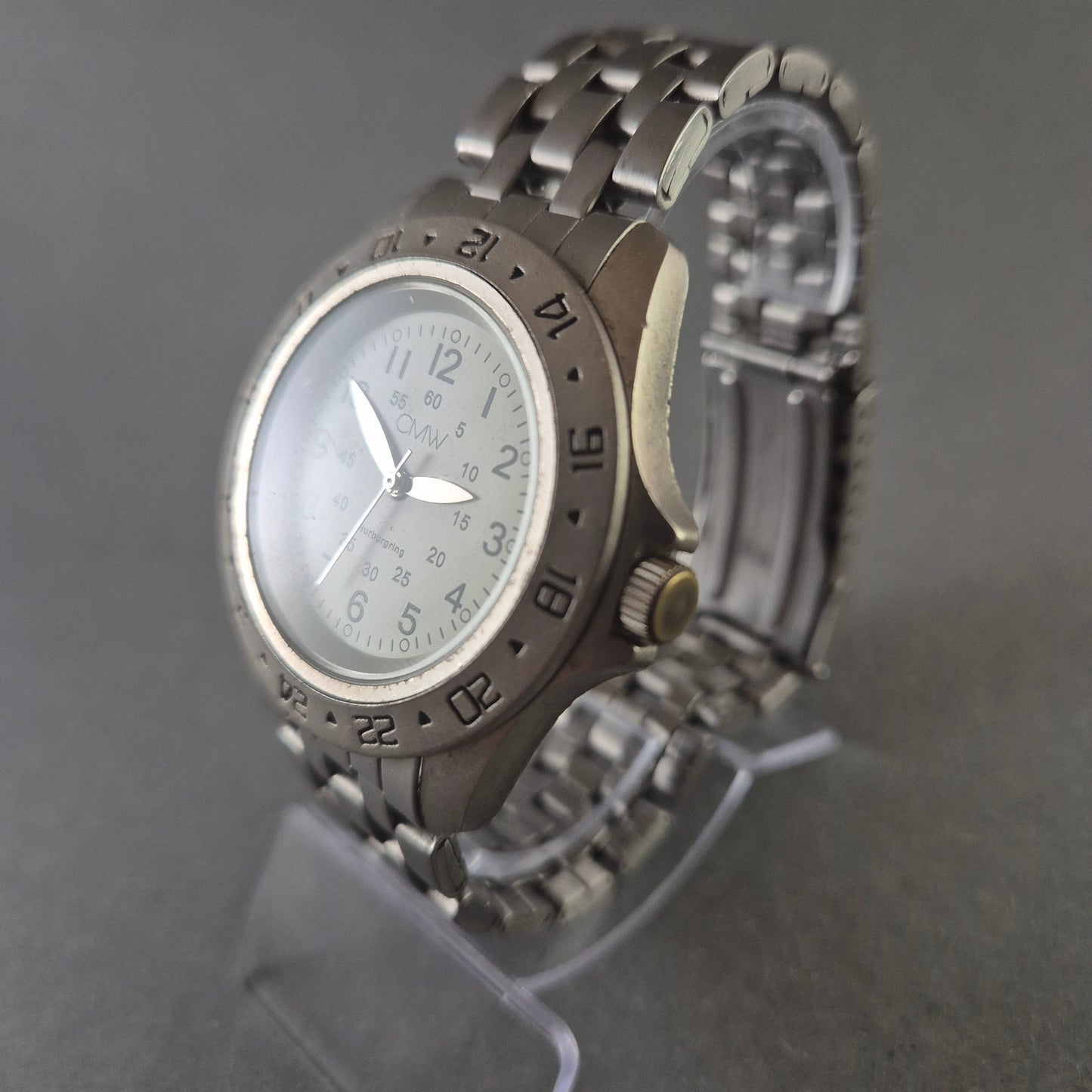 CMW Nürburgring Herrenarmbanduhr – Sportliches Design mit Edelstahlarmband