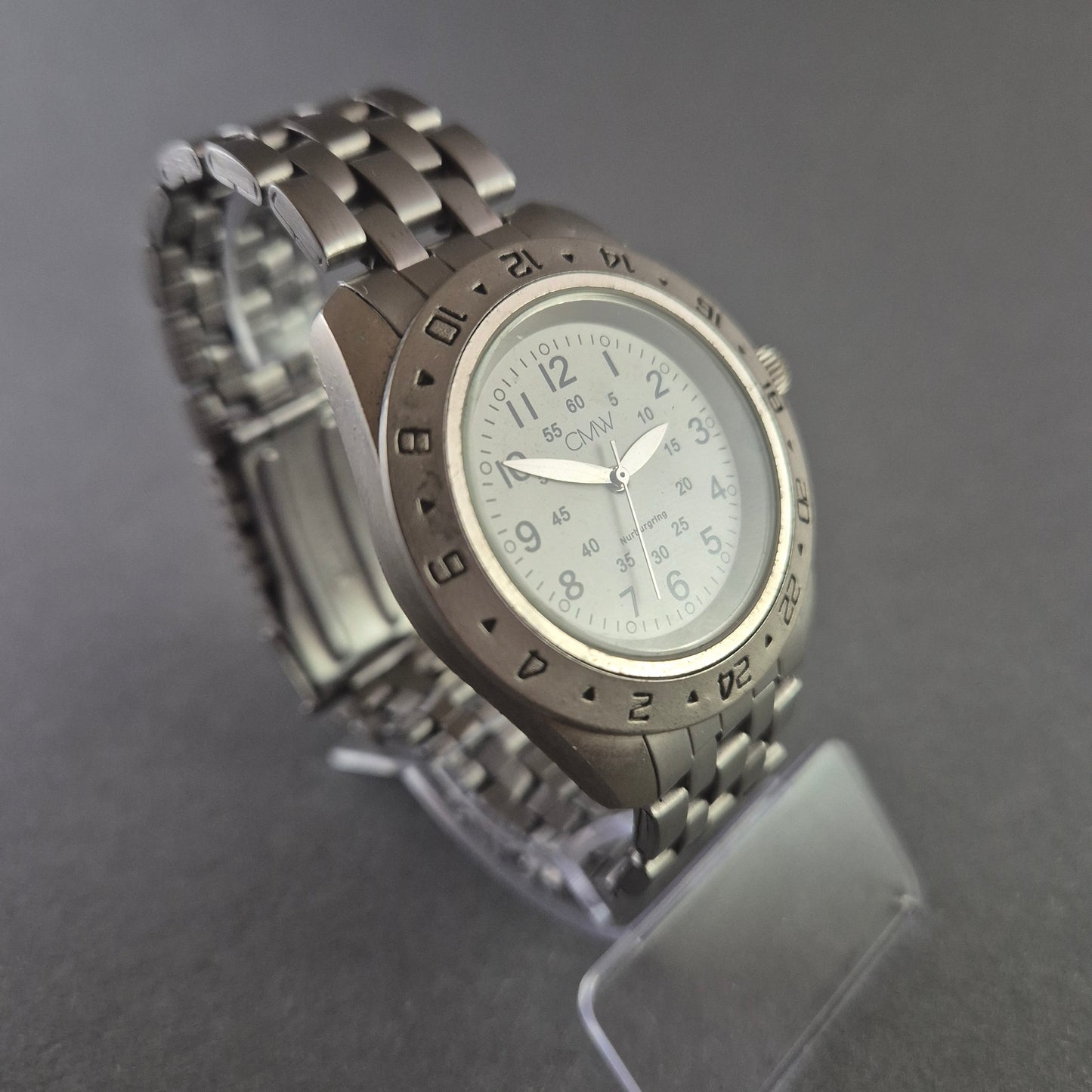 CMW Nürburgring Herrenarmbanduhr – Sportliches Design mit Edelstahlarmband