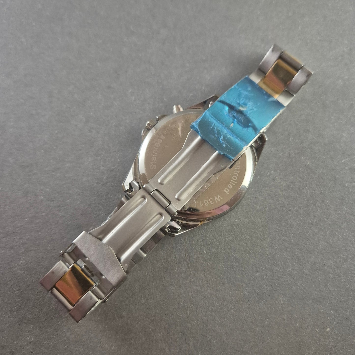 Meister Anker Herrenarmbanduhr – Funkgesteuertes Präzisionsmodell in Bicolor