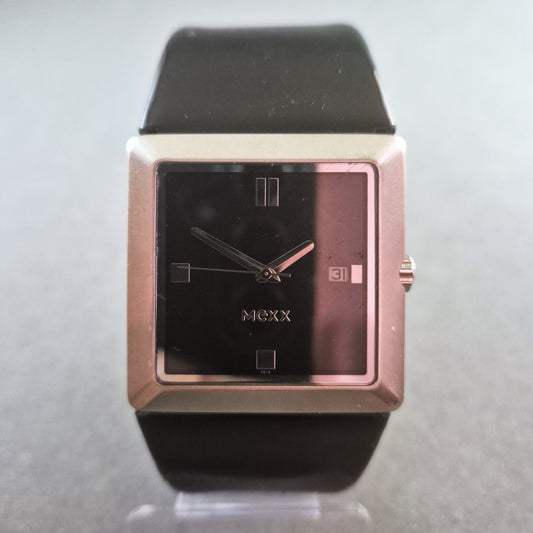 Mexx Armbanduhr – Modernes Design mit rechteckigem Gehäuse