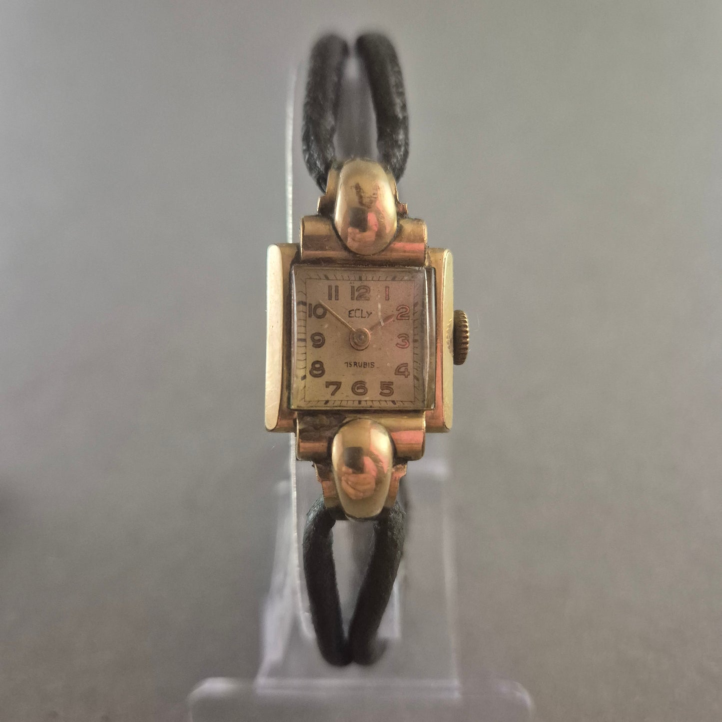 Ecly Vintage Armbanduhr – Klassisches Design mit 15 Rubis Werk