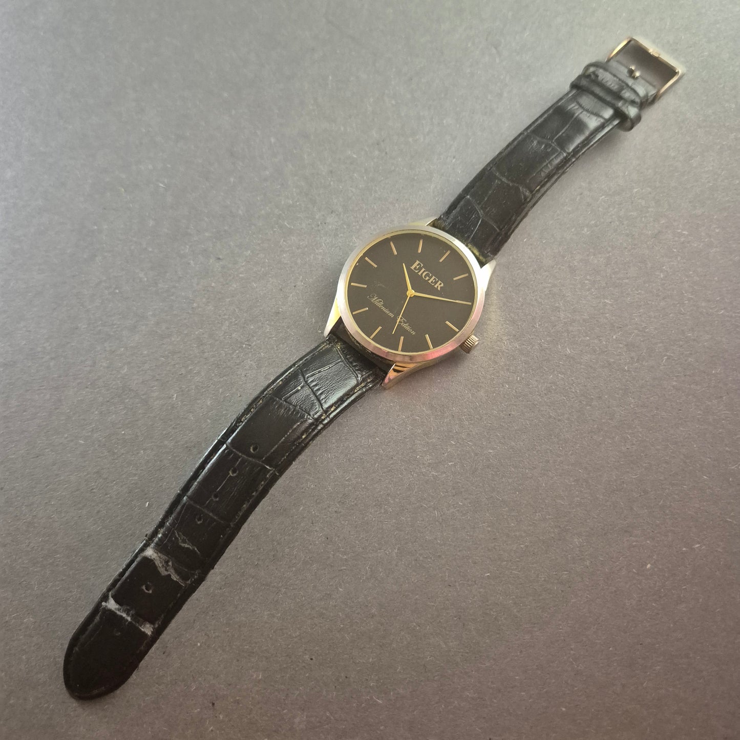 Eiger Millennium Edition Armbanduhr – Klassische Eleganz in Schwarz