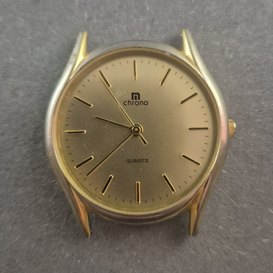 Chrono Armbanduhr – Minimalistisches Design in Goldoptik