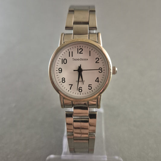 Trend-Design Armbanduhr – Klassisches Design mit Edelstahlarmband