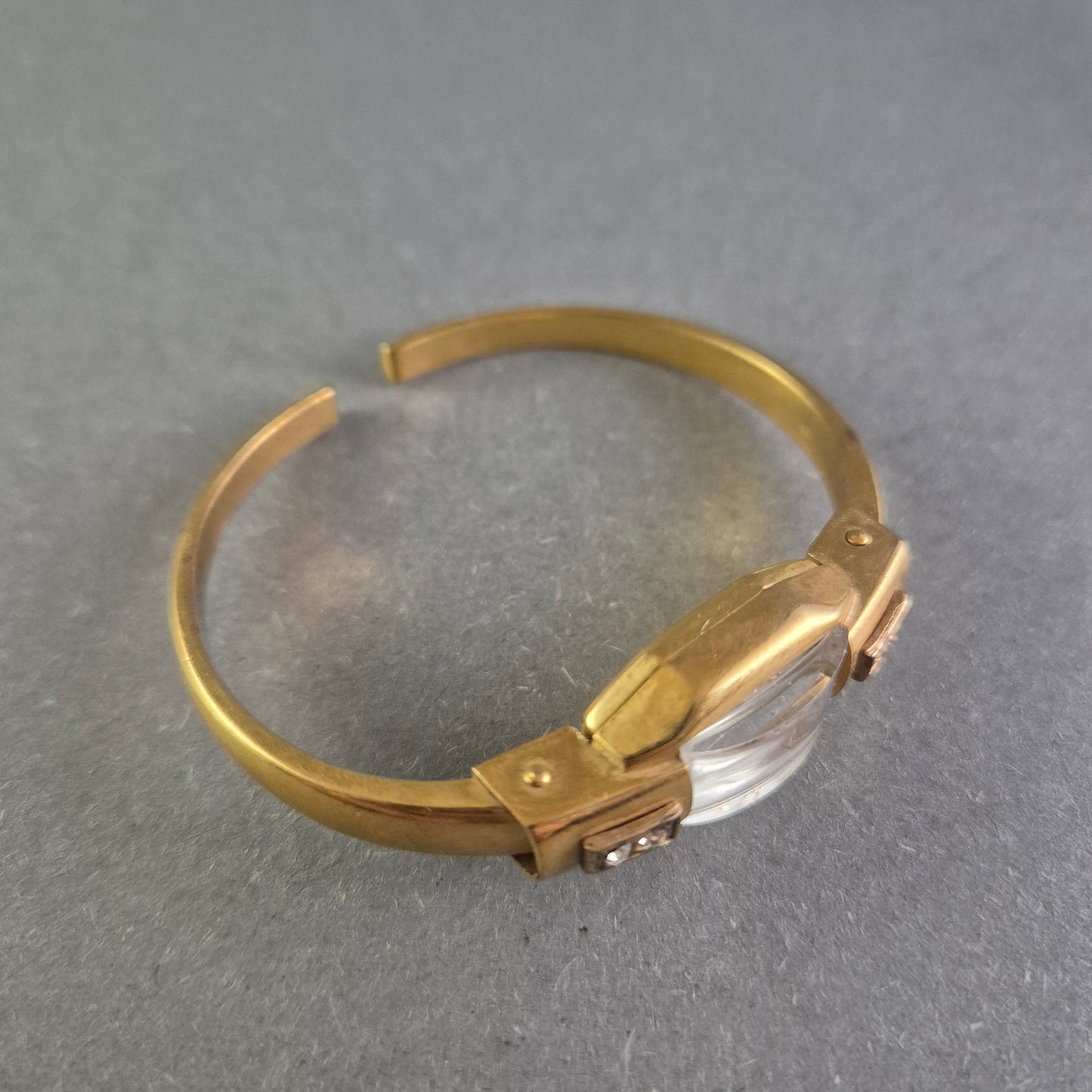 Exquisite Damenarmbanduhr von Zeih – Elegantes Vintage-Design mit Strasssteinen