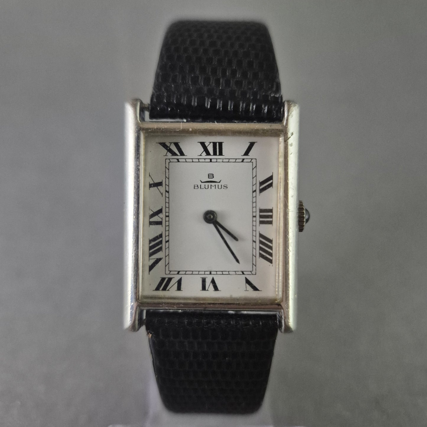 Klassische Blumus Uhr Damenarmbanduhr – Rechteckiges Gehäuse im Vintage-Stil