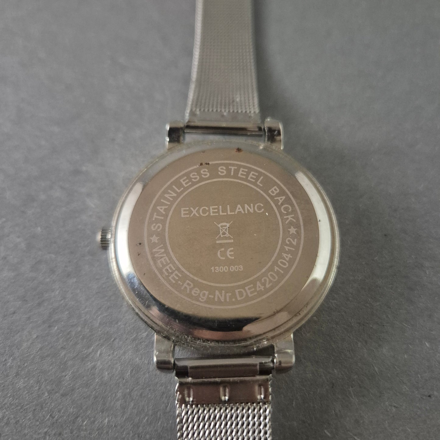 Excellanc Damenarmbanduhr – Stilvolle Eleganz mit Strassbesatz