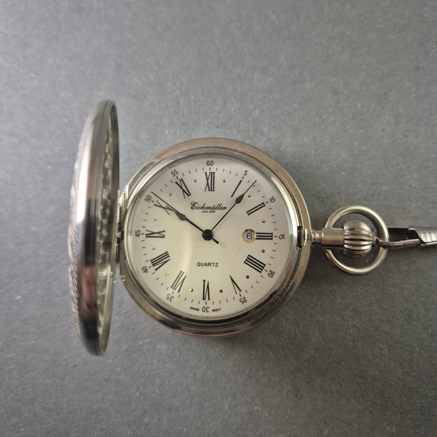 Eichmüller Taschenuhr Klassisches Design mit filigravem Gehäuse