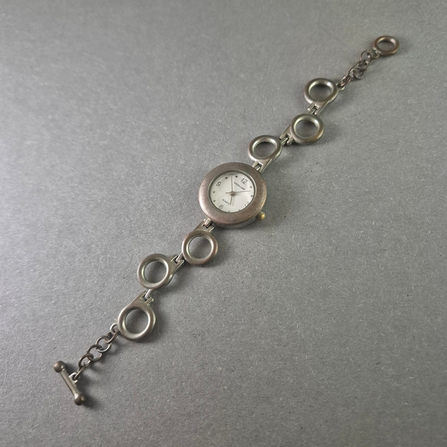 Excellanc Damenarmbanduhr – Ausgefallenes Design mit Gliederarmband