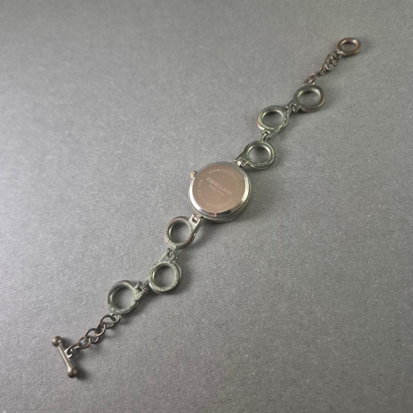 Excellanc Damenarmbanduhr – Ausgefallenes Design mit Gliederarmband