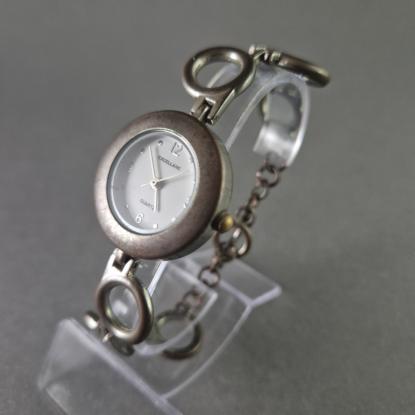 Excellanc Damenarmbanduhr – Ausgefallenes Design mit Gliederarmband