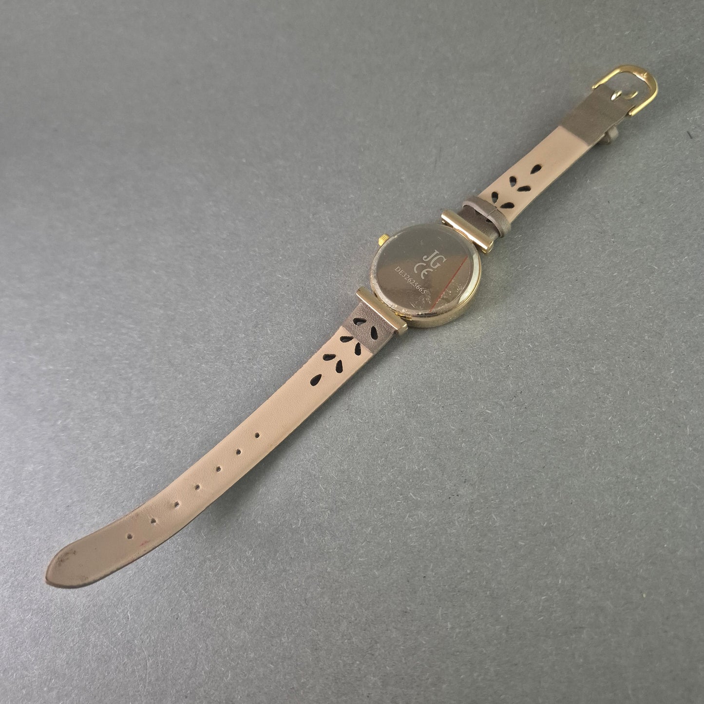 JG Damenarmbanduhr – Schlichtes Design mit Lederarmband