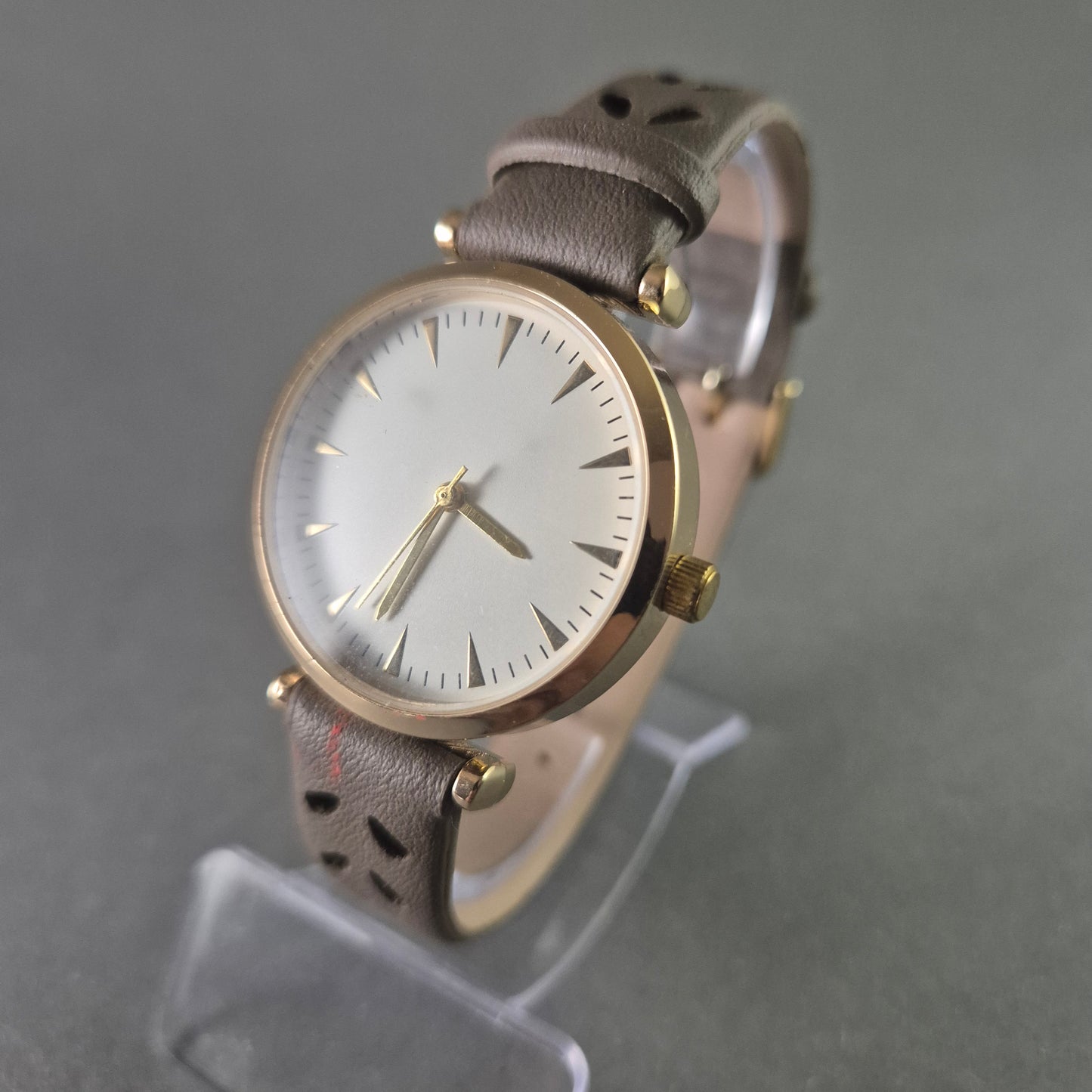 JG Damenarmbanduhr – Schlichtes Design mit Lederarmband