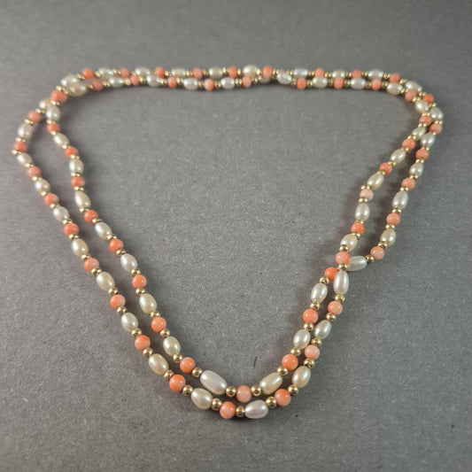 Edle Vintage-Perlenkette mit Lachs-Koralle & Goldakzenten – Zweireihig