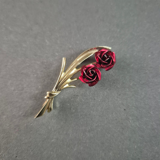 Elegante Vintage-Rosenbrosche – Goldfarbene Blütenpracht