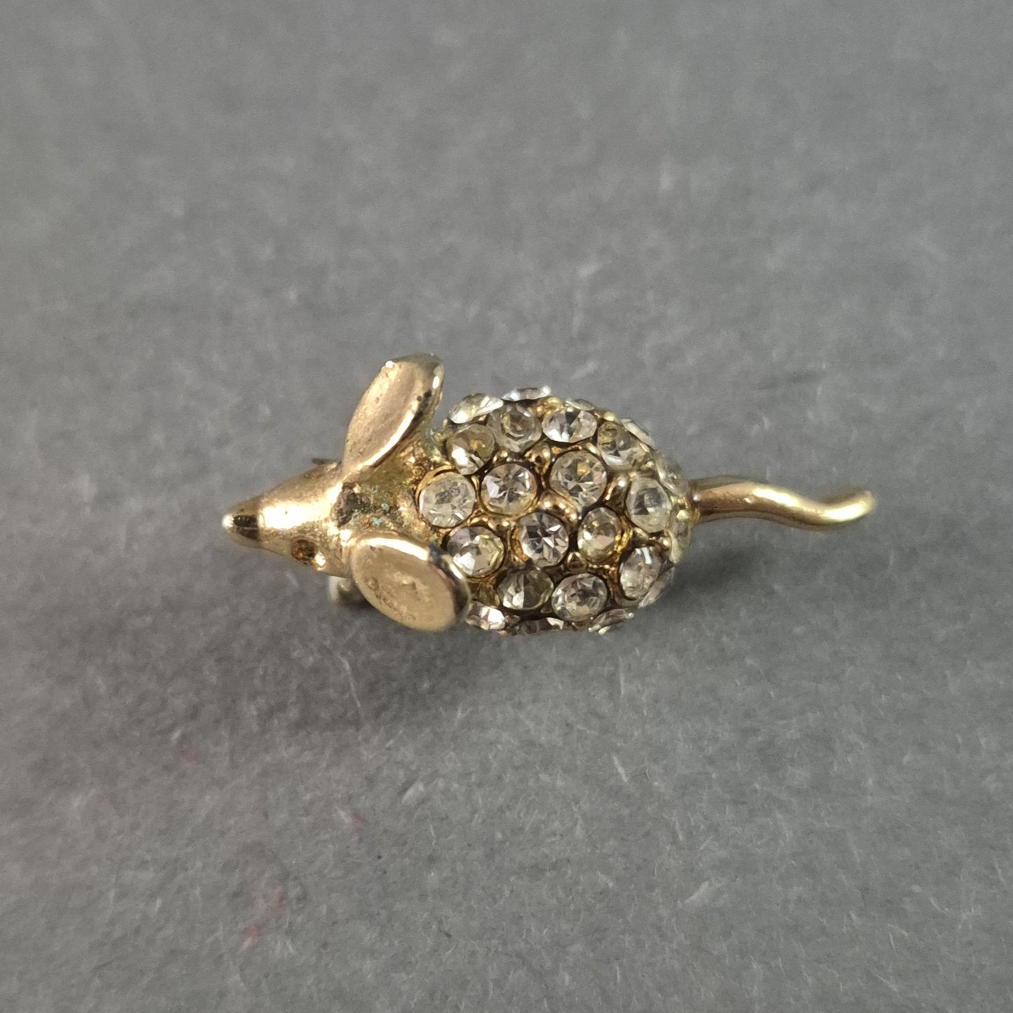 Vintage Mäuse-Brosche mit Strasssteinen – Eleganter Retro-Charme
