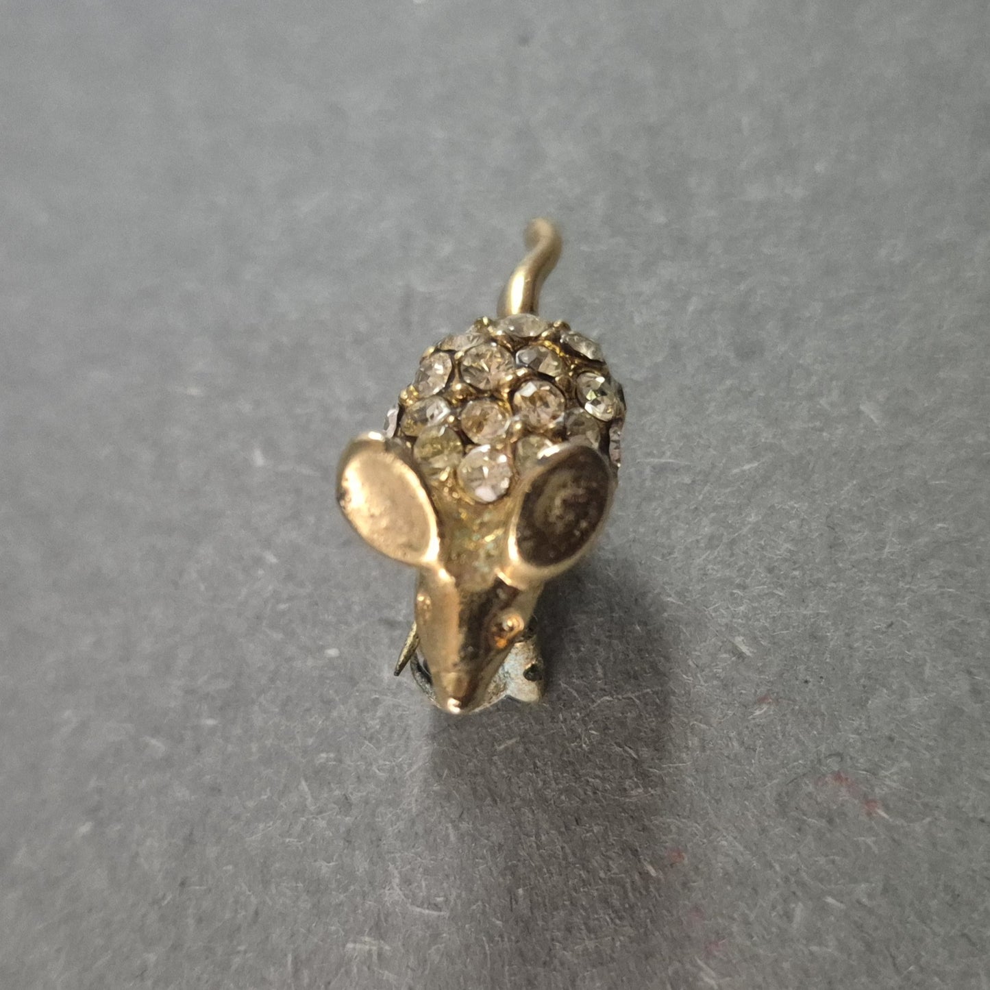 Vintage Mäuse-Brosche mit Strasssteinen – Eleganter Retro-Charme