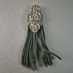 Vintage Western-Concho mit Lederfransen – Stilvolles Accessoire im Boho-Look
