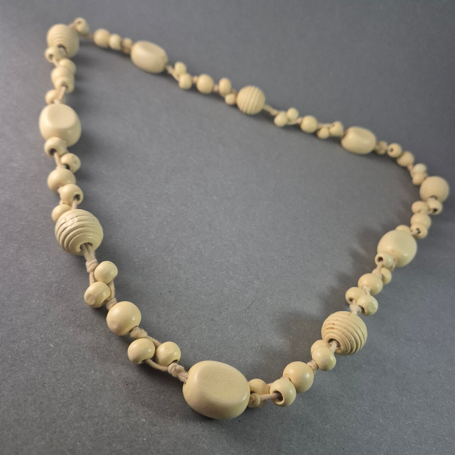 Handgefertigte Vintage-Holzperlenkette – Natürlicher Boho-Stil