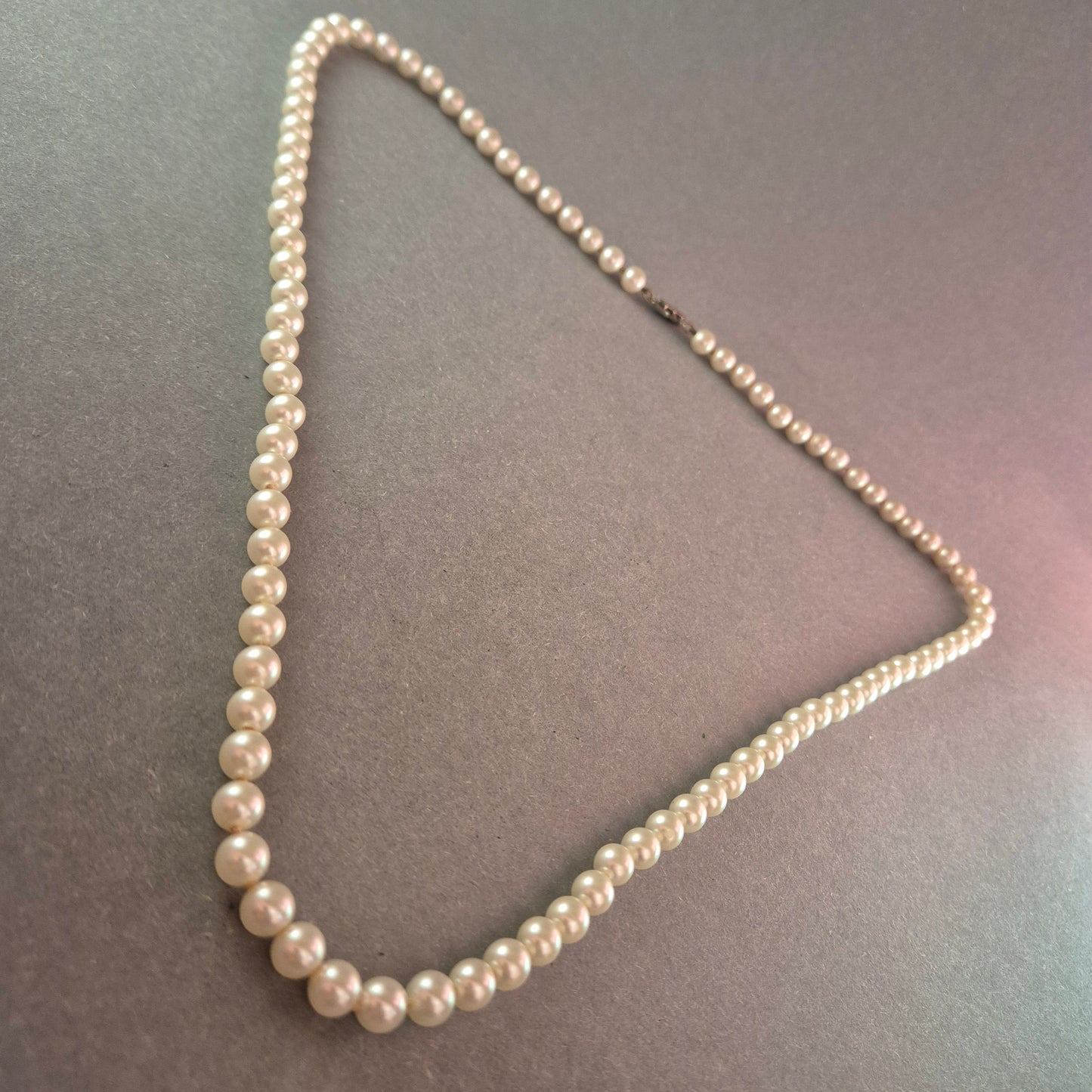 Klassische Perlenkette – Eleganz in zeitlosem Design