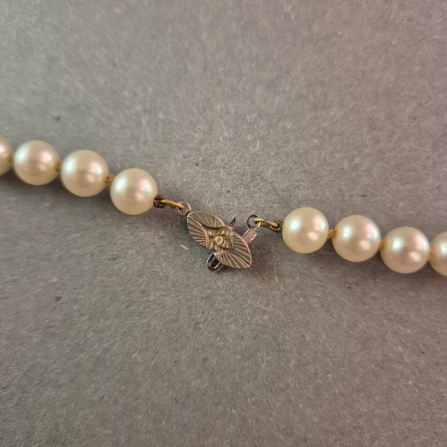 Klassische Perlenkette – Eleganz in zeitlosem Design