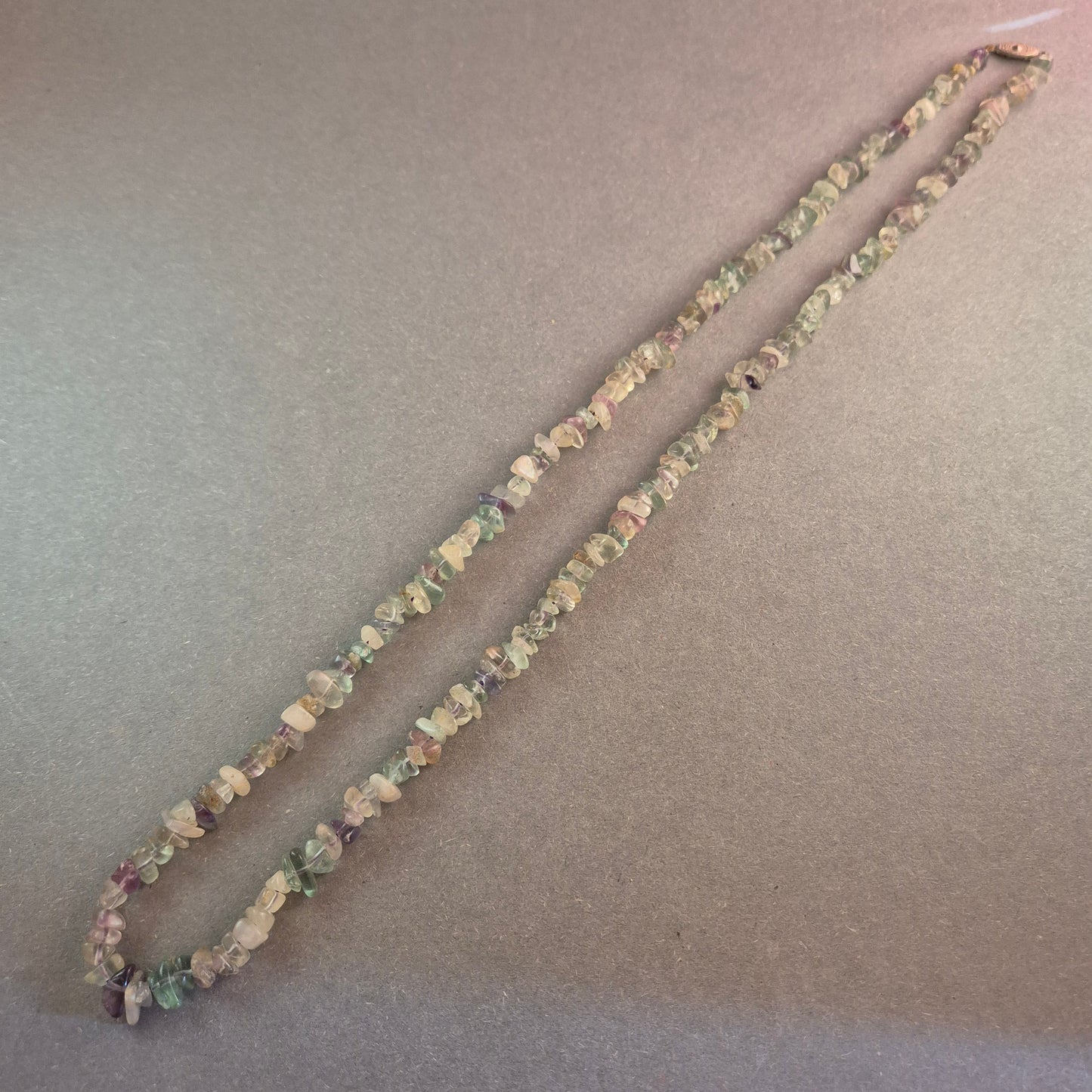 Fluorit Edelstein-Kette Natürliche Eleganz mit Vintage-Verschluss