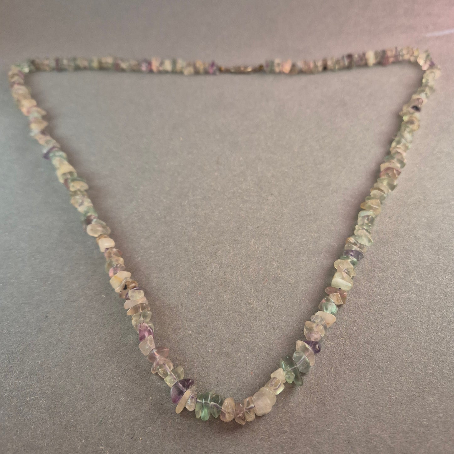 Fluorit Edelstein-Kette Natürliche Eleganz mit Vintage-Verschluss