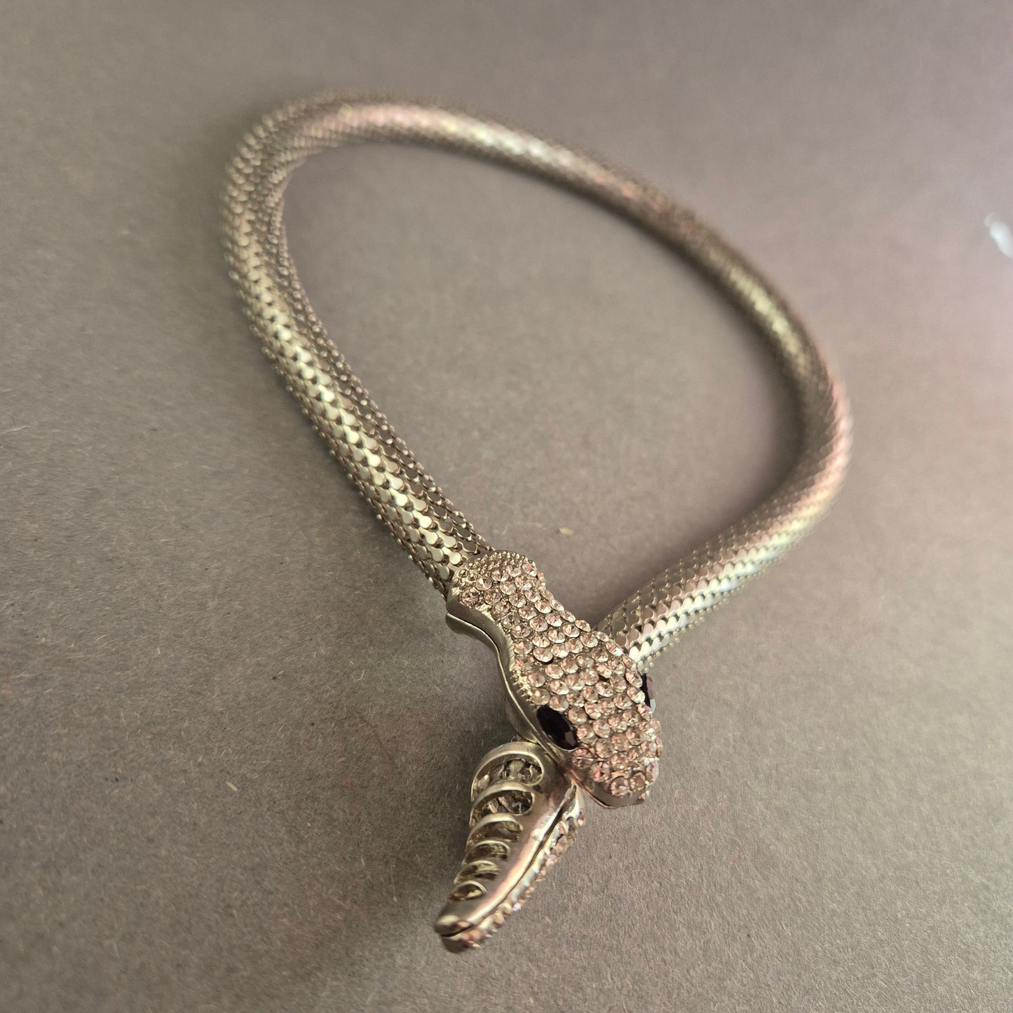 Exklusive Schlangen Halskette mit Strass