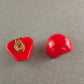 Vintage Ohrclips in Rot – Stilvolle Retro-Ästhetik für einen einzigartigen Look