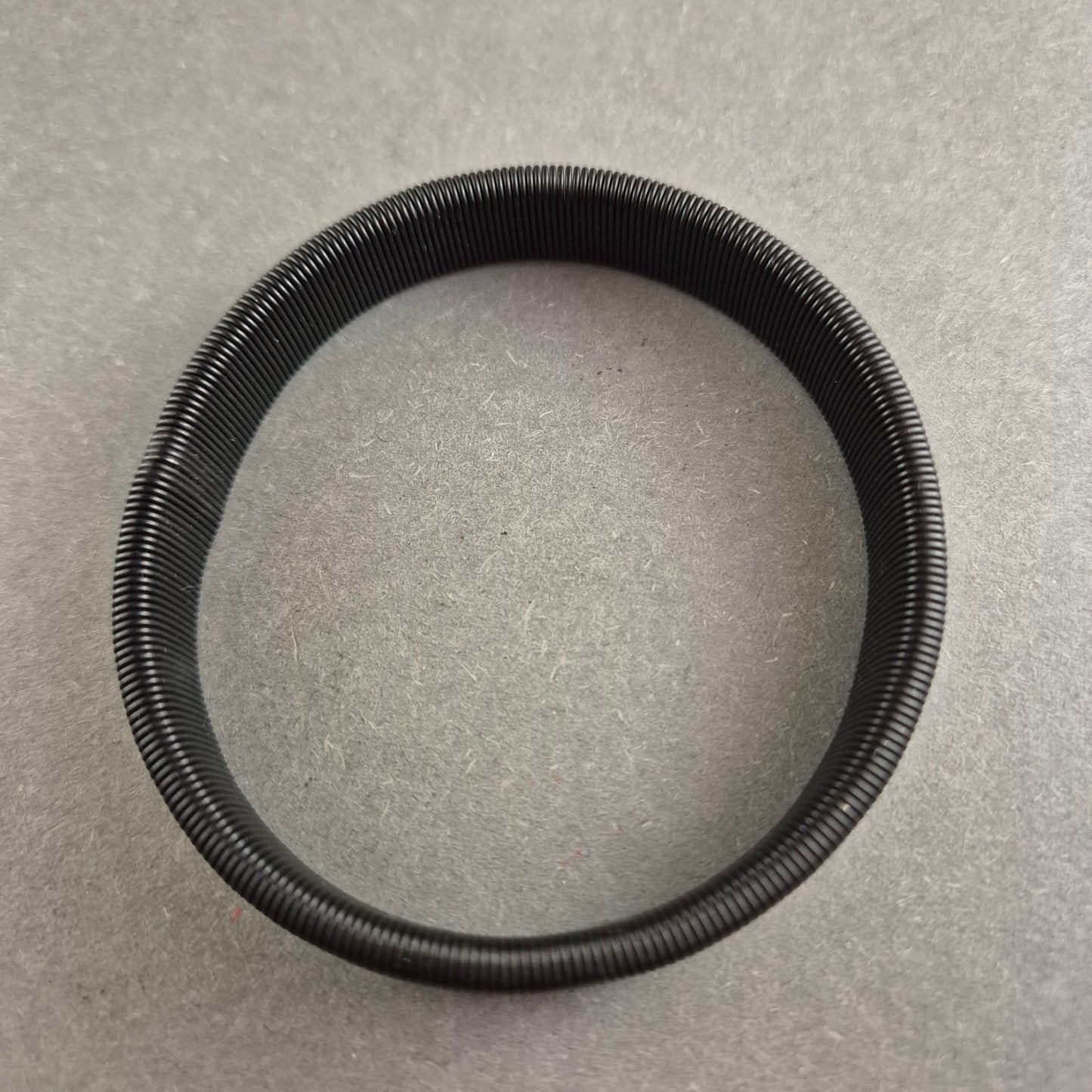 Schwarzes Edelstahlarmband – Flexibles Design für modernen Look