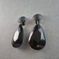 Vintage Ohrclips mit facettierten Tropfen – Schwarzer Retro-Stil